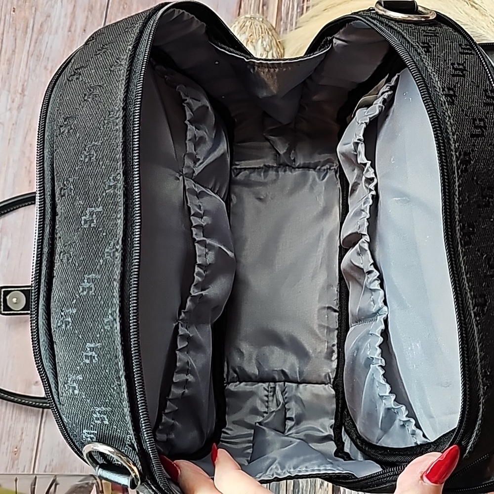 FOR YOUR EYES ONLY BLACK JACQUARD TRIPLE COMPARTMENT COSMETIC CASE - Picture 9 of 15